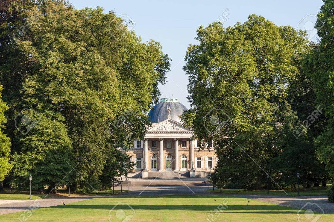 Residence La Fraisiere Андерлехт Экстерьер фото